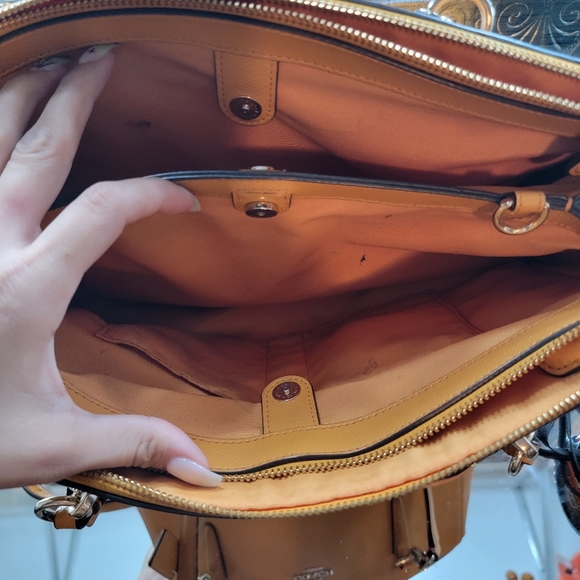 Coach purse and wallet - Picture 7 of 11